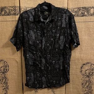 Mens Halloween/Creepy Button Up